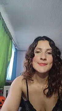 lindasyt online show from October 2025 03:13:01 PM