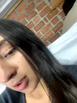 Snapshot of RAKEL37 chatting on October 2025 03:21:02 AM RAKEL37 online show from October 2025 03:21:02 AM