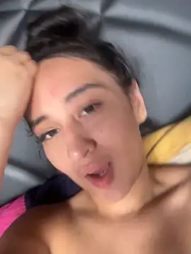 Snapshot of RAKEL37 chatting on November 2025 08:07:01 PM RAKEL37 online show from November 2025 08:07:01 PM