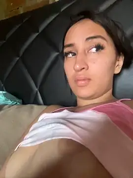 Snapshot of RAKEL37 chatting on November 2025 09:14:01 PM RAKEL37 online show from November 2025 09:14:01 PM