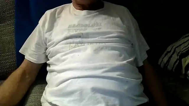 velikifant7 online show from February 2026 06:52:02 PM