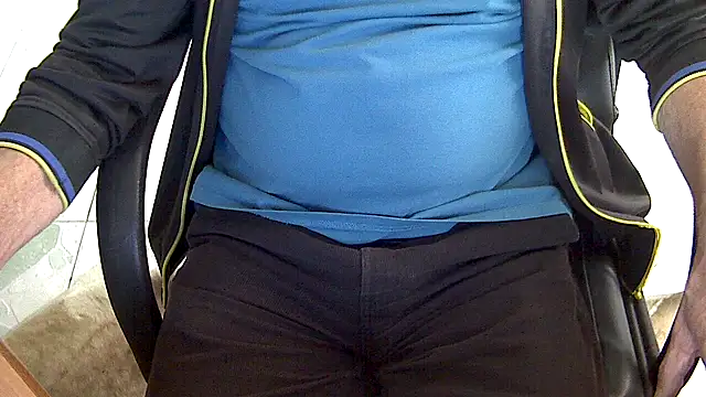 velikifant7 online show from April 2026 10:13:01 AM