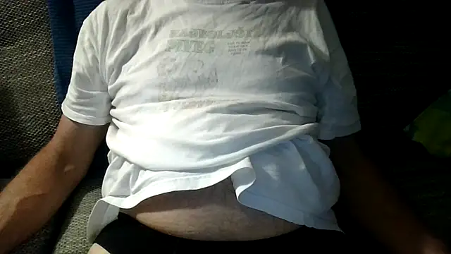 Snapshot of velikifant7 chatting on April 2026 06:10:02 PM velikifant7 online show from April 2026 06:10:02 PM