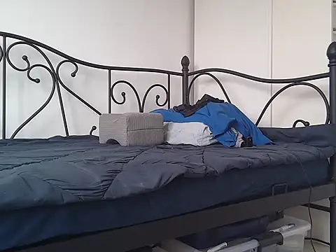 Handsomernguy online show from February 2026 08:32:02 AM