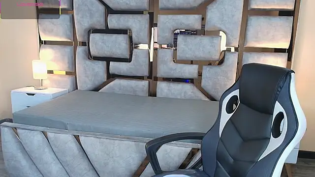 Snapshot of Candy_Velvet chatting on January 2026 09:18:01 PM Candy Velvet online show from January 2026 09:18:01 PM