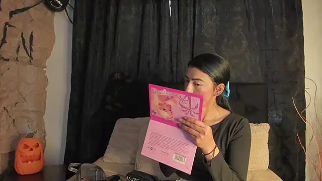 Snapshot of Tiffany_Nm chatting on October 2025 01:02:02 PM Tiffany Nm online show from October 2025 01:02:02 PM