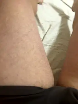 Snapshot of Garryo134 chatting on November 2025 11:27:02 PM Garryo134 online show from November 2025 11:27:02 PM