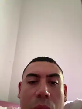 Snapshot of davidxxx099 chatting on September 2025 02:11:02 PM davidxxx099 online show from September 2025 02:11:02 PM