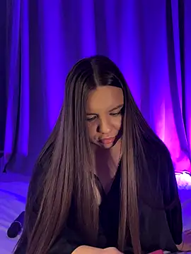 Chloe loo online show from September 2025 07:03:02 PM