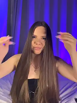 Chloe loo online show from September 2025 06:53:01 PM