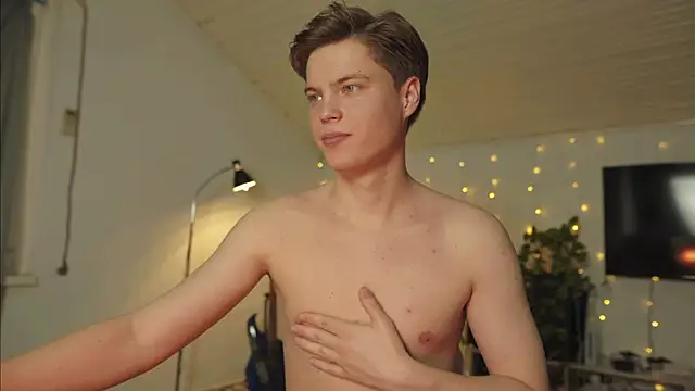 RusBradPitt online show from February 2026 03:01:01 PM