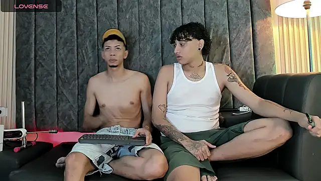 DustinandJordan online show from November 2025 09:37:01 PM