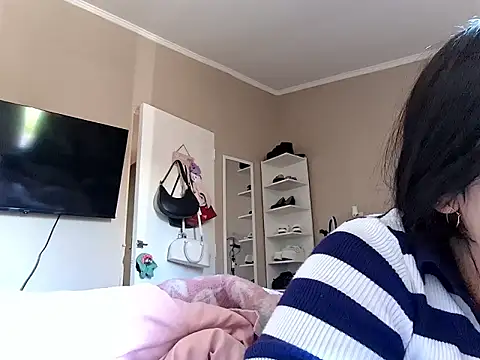 Denisutra777 online show from April 2026 02:57:01 PM