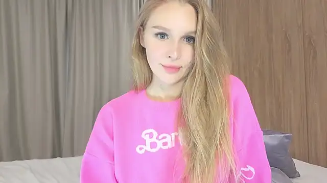 Snapshot of Brigitte_Bardot chatting on September 2025 07:52:02 AM Brigitte Bardot online show from September 2025 07:52:02 AM