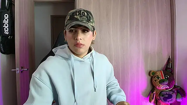 Snapshot of brunothompson3 chatting on September 2025 05:07:01 AM brunothompson3 online show from September 2025 05:07:01 AM