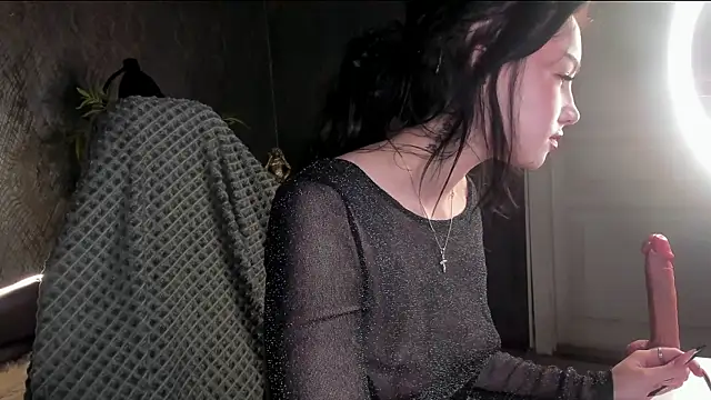 AkiraAsai online show from September 2025 09:03:02 PM