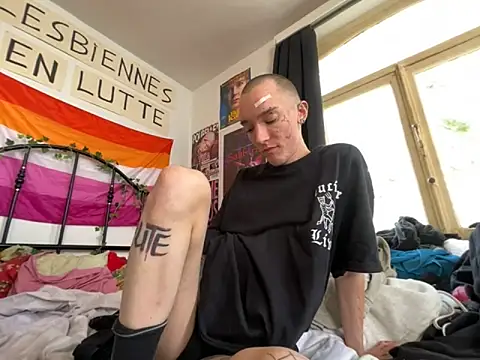 Snapshot of Styxlust chatting on September 2025 01:00:01 PM Styxlust online show from September 2025 01:00:01 PM