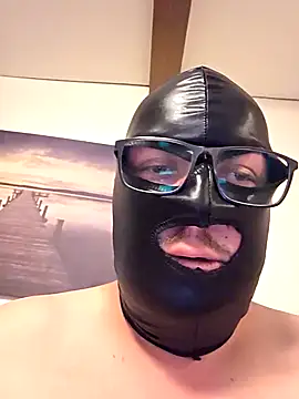 bigdicksklave online show from September 2025 02:00:02 PM