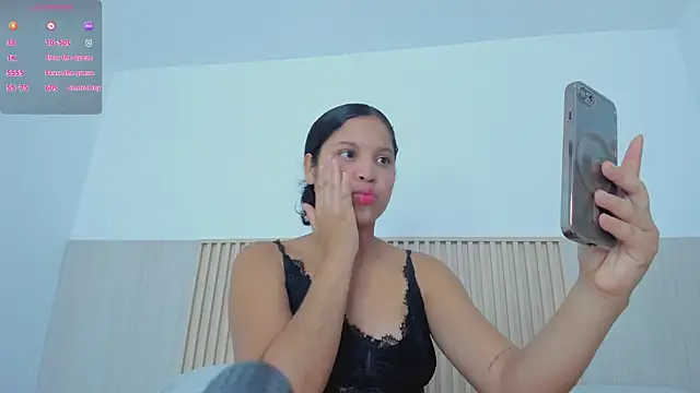 Snapshot of alena_brown_ chatting on November 2025 03:16:01 AM alena brown online show from November 2025 03:16:01 AM