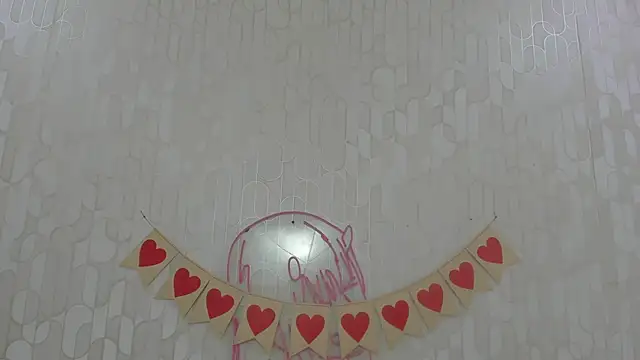 Snapshot of scarletross_ chatting on February 2026 02:34:01 PM scarletross online show from February 2026 02:34:01 PM