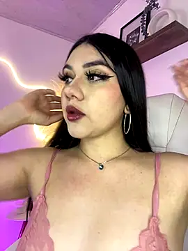 Snapshot of Zoe_Serrat chatting on September 2025 12:40:01 PM Zoe Serrat online show from September 2025 12:40:01 PM