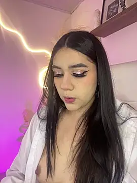 Snapshot of Zoe_Serrat chatting on October 2025 12:12:02 PM Zoe Serrat online show from October 2025 12:12:02 PM