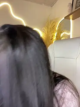 Snapshot of Zoe_Serrat chatting on November 2025 12:39:02 PM Zoe Serrat online show from November 2025 12:39:02 PM