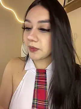 Snapshot of Zoe_Serrat chatting on December 2025 01:38:02 PM Zoe Serrat online show from December 2025 01:38:02 PM