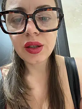 ladywithbigass online show from January 2026 05:56:01 AM