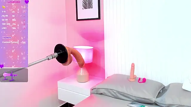 Snapshot of lauren_stone_ chatting on November 2025 07:25:02 PM lauren stone online show from November 2025 07:25:02 PM