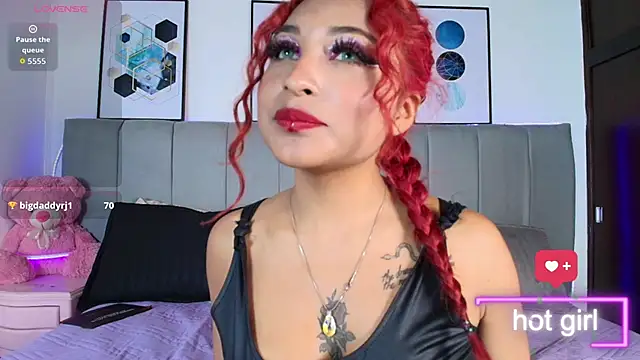 Snapshot of Naiaa_Cruz chatting on November 2025 07:37:01 PM Naiaa Cruz online show from November 2025 07:37:01 PM