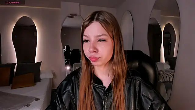 TiffannySins online show from April 2026 03:40:02 AM