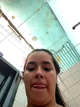 Snapshot of Luciaparker03 chatting on November 2025 03:23:01 PM Luciaparker03 online show from November 2025 03:23:01 PM