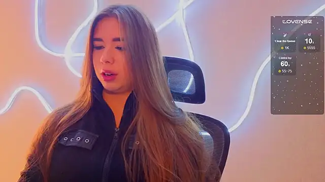 Snapshot of evapuffy chatting on November 2025 10:21:01 AM evapuffy online show from November 2025 10:21:01 AM