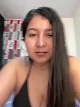 Snapshot of evelyn_1702 chatting on October 2025 09:59:01 PM evelyn 1702 online show from October 2025 09:59:01 PM