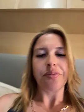 amberrose094 online show from June 2026 07:04:02 PM
