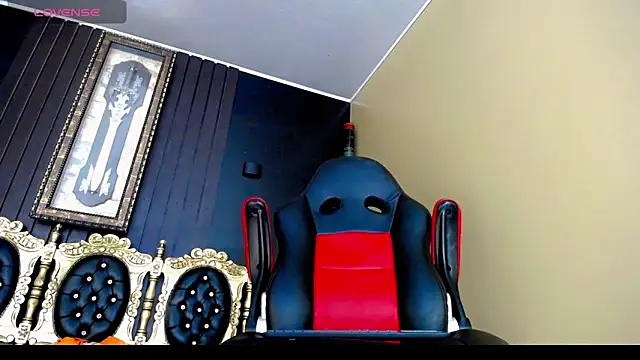 Snapshot of Natasha_clifford chatting on December 2025 07:23:02 PM Natasha clifford online show from December 2025 07:23:02 PM