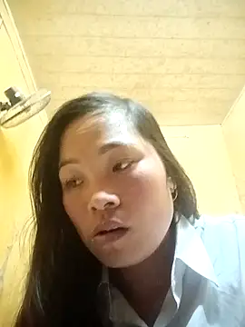 Milan6789 online show from November 2025 11:04:01 PM