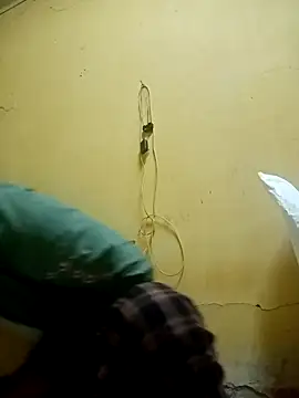 Milan6789 online show from December 2025 01:04:02 PM