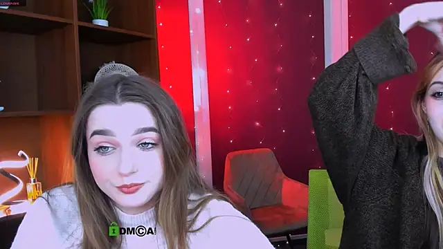 luna tin online show from November 2025 05:45:02 AM