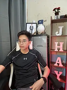 Snapshot of Prince-Harrison chatting on December 2025 05:00:01 PM Prince-Harrison online show from December 2025 05:00:01 PM