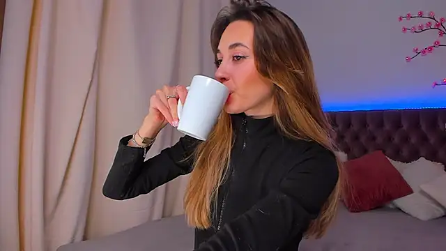 AlexaWilds online show from November 2025 06:27:01 AM