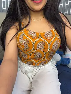 Snapshot of Riya-6969 chatting on July 2026 03:05:01 PM Riya-6969 online show from July 2026 03:05:01 PM