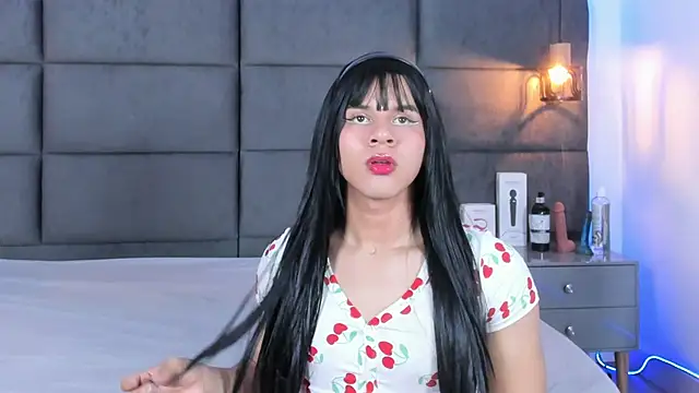 Snapshot of Slenna_Moon chatting on September 2025 02:35:01 AM Slenna Moon online show from September 2025 02:35:01 AM