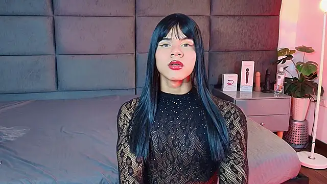 Slenna Moon online show from December 2025 02:51:02 AM