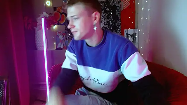 Xavier Night81 online show from September 2025 07:52:02 AM