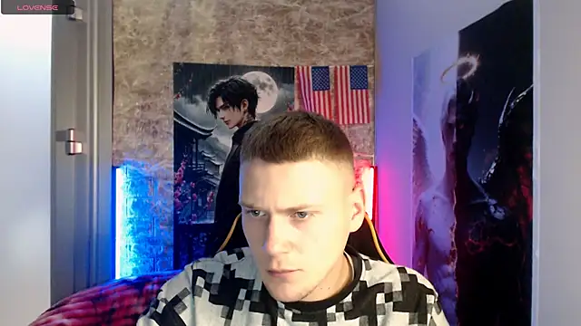 Xavier Night81 online show from December 2025 01:09:02 PM