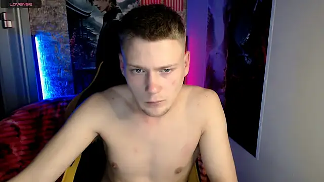 Xavier Night81 online show from December 2025 10:57:02 AM