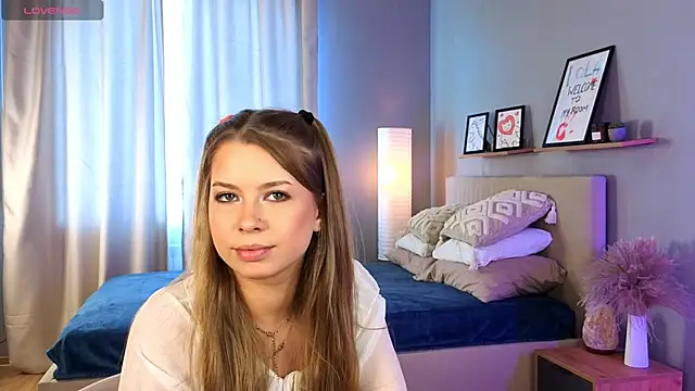 LollaStich online show from October 2025 08:04:01 AM