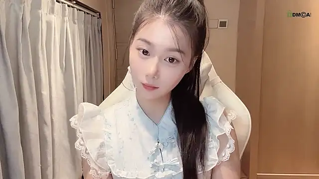 Snapshot of Makinghappymyself_ chatting on October 2025 12:28:01 PM Makinghappymyself online show from October 2025 12:28:01 PM